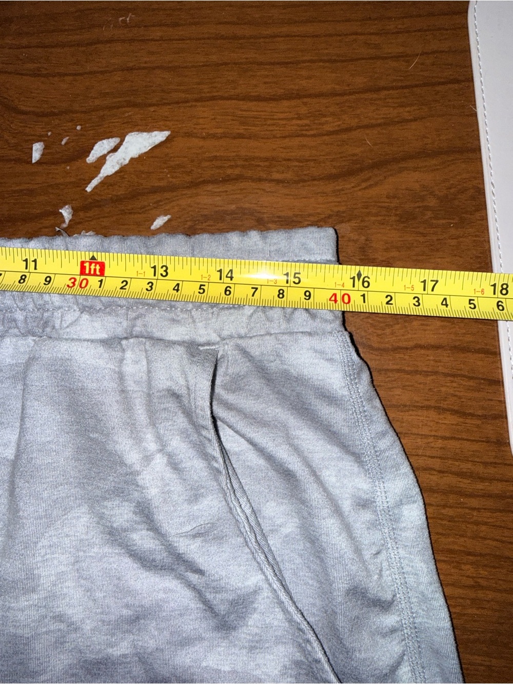 Vuori Camo Gray Pullon Shorts Medium - Picture 6 of 6